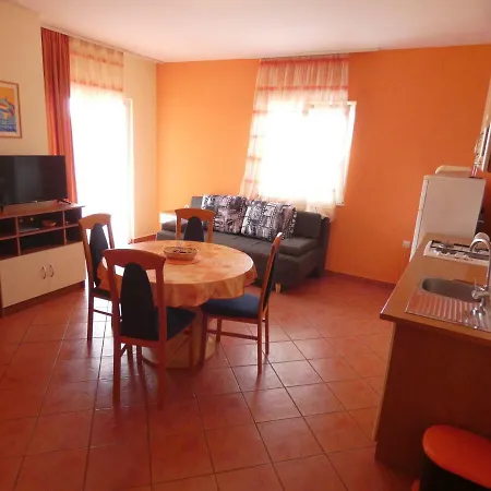 Apartmani Saric Rogoznica Zecevo Exterior photo