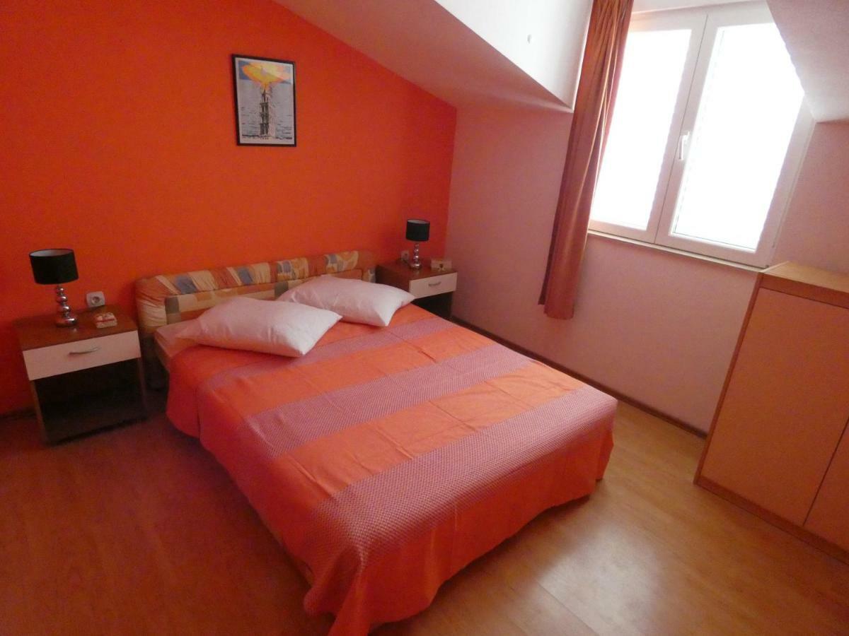 Apartament Saric Rogoznica *