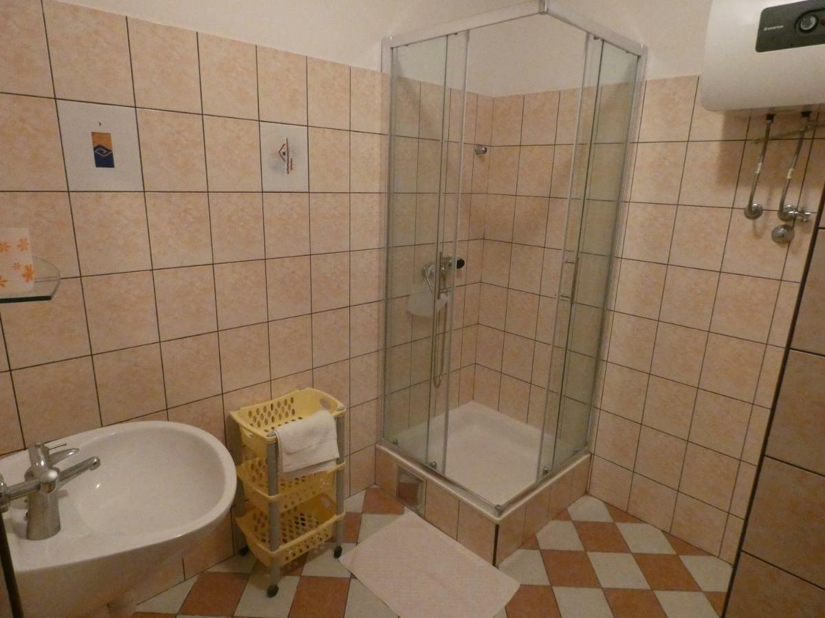 Saric Rogoznica Apartament *